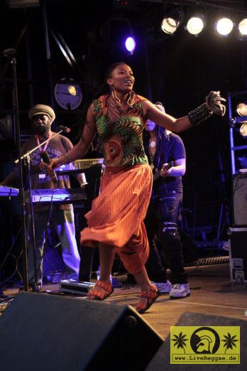 Nkulee Dube (Jam) with Tosh meets Marley 18. Reggae Jam Festival, Bersenbrueck 03. August 2012 (4).JPG